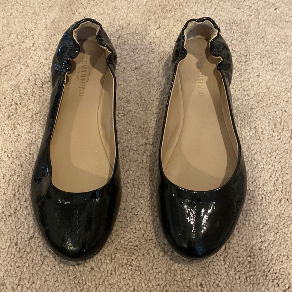 Black flats